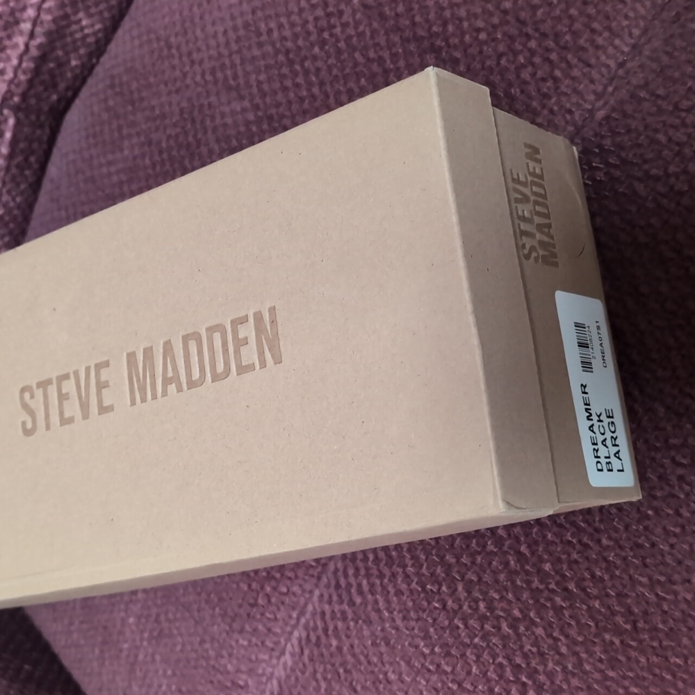 Steve Madden Dreamer Black faux fur Slippers, size large ( 11" long),NEW IN BOX - Picture 5 of 5